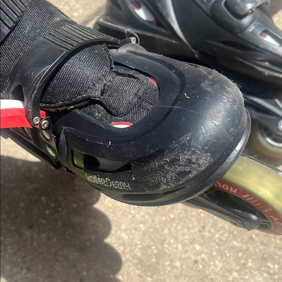 Kids Inline Skates - Black and Red - Picture 9 of 9